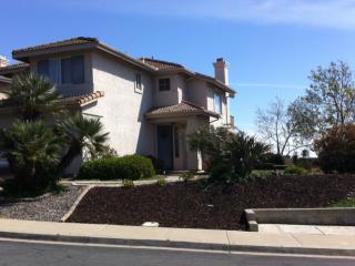 2515 Moonlight Gln, Escondido, CA 92026-3851