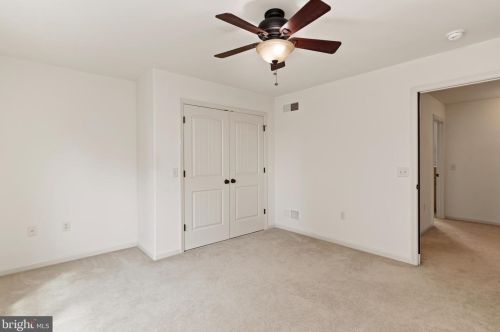 1022 Rockledge Dr, Carlisle PA  17015-9127 exterior