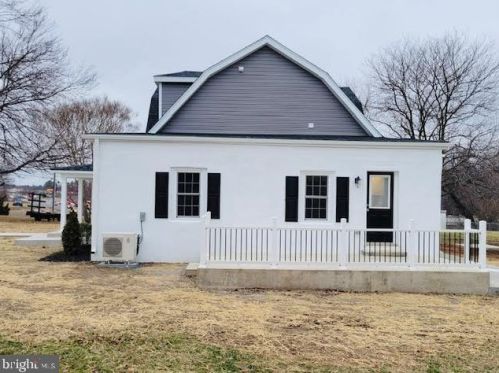 5725 Ross Dr, Fredericksburg, VA 22407-5701