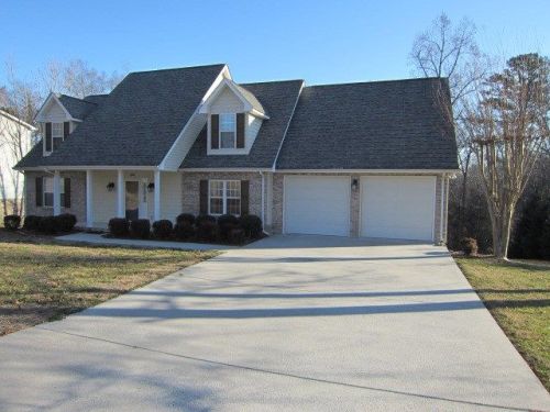 1202 Covie Dr, Dalton, GA 30720-2523