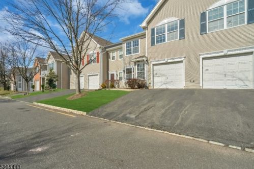 298 Janine Way, Bridgewater, NJ 08807-5688