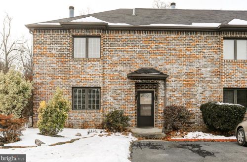 2428 Chadwick Ct, Harrisburg, PA 17110-3500