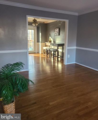 7922 Pebble Brk Ct, Springfield VA  22153-2619 exterior