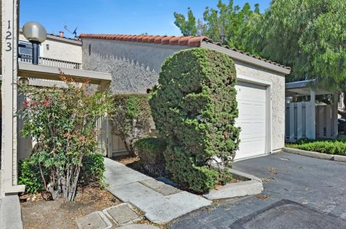 123 Mission Dr, Palo Alto, CA 94303-2754