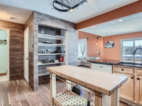 6064 Yakima St, Denver CO  80015-6654 exterior