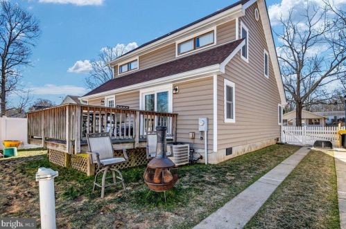 1176 Spruce Ave, Shady Side MD 20764-9562 exterior