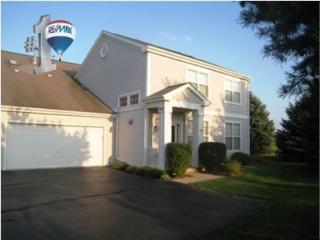 369 Cascade Ln, Oswego, IL 60543-7338