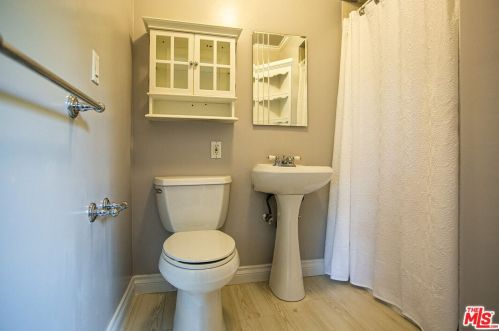 1463 Beaudry Blvd, Glendale CA  91208-1707 exterior