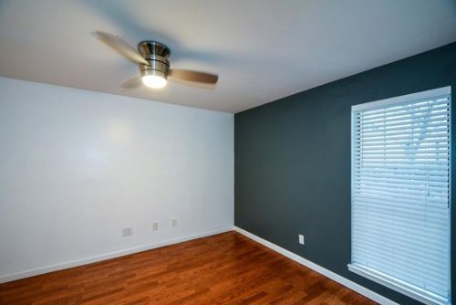 313 Granville Ct, Atlanta GA  30328-3434 exterior