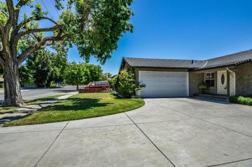 512 Woodrow Ave, Modesto, CA 95350-1044