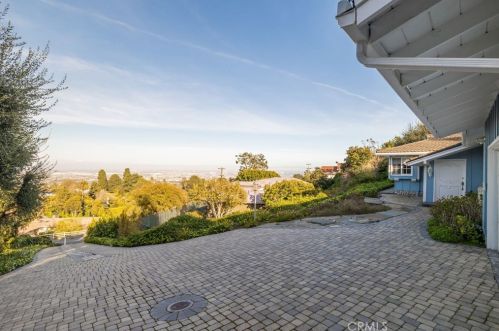 25 Stallion Rd, Palos Verdes Estates, CA 90275-5257