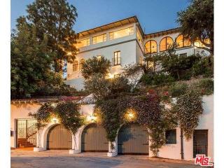 6931 Oporto Dr, Los Angeles CA  90068-2638 exterior