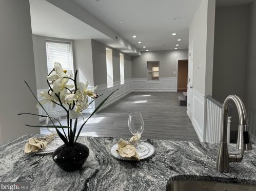 5131 12 St, Philadelphia PA 19123-0037 exterior