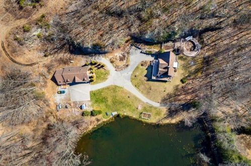 65 Bokum Rd, Chester CT  06412-1339 exterior