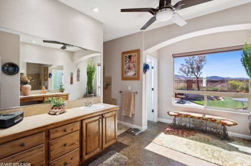 485 Praya Dr, Kayenta UT exterior