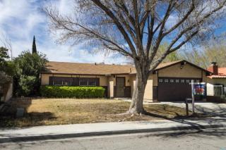 43311 Fenner Ave, Lancaster, CA 93536-5340