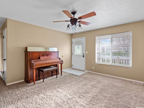 2643 1050, Ogden UT  84414-2549 exterior