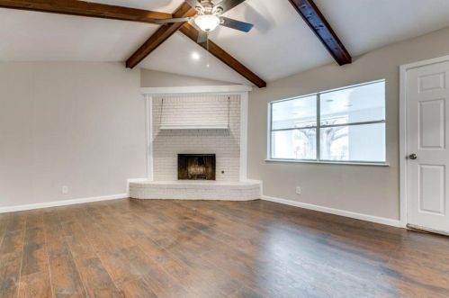 1700 Warren Ln, Fort Worth TX  76112-4236 exterior