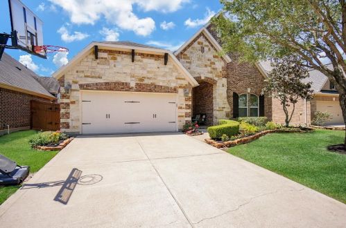 27427 Villa Mountain Ct, Fulshear, TX 77441-1151