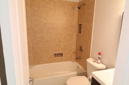 813 Mercury Dr, Atlanta GA  30331-0033 exterior