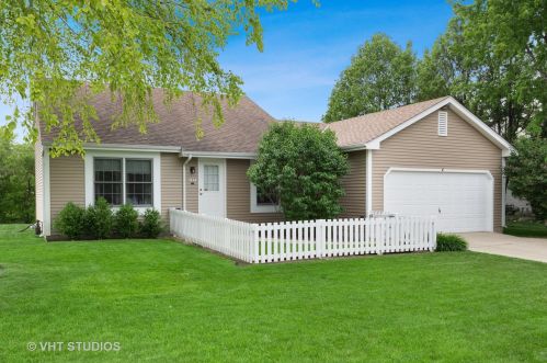 1114 Windridge Dr, Bull Valley, IL 60014-8363