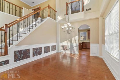 5665 Baffin Rd, Atlanta GA  30349-7051 exterior