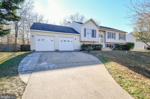 11 Brown Cir, Fredericksburg, VA 22405-2809