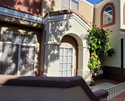 24 Santa Barbara Ct, El Toro, CA 92610-2401