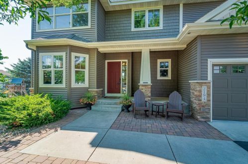 2194 Ponds Ct, Prior Lake, MN 55379-4394