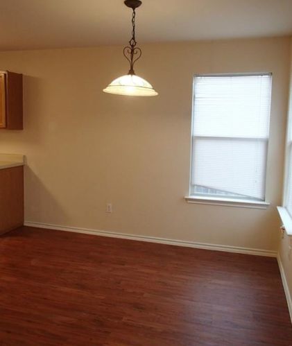 930 Goldenrod St, Uhland TX  78640-5459 exterior