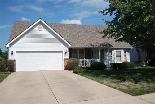 510 Taylor Dr, Liberty, MO 64068-1290