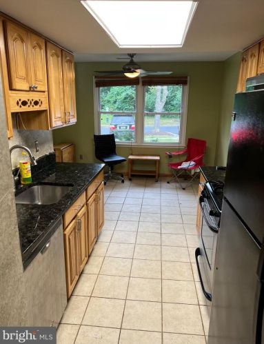 5762 Yellowrose Ct, Columbia, MD 21045-2500