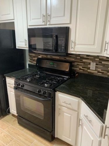 3676 Jervis Ct, Rex GA 30273-2286 exterior