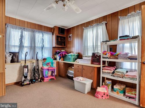 1407 Mount Hope Ave, Primrose PA 17901-1420 exterior