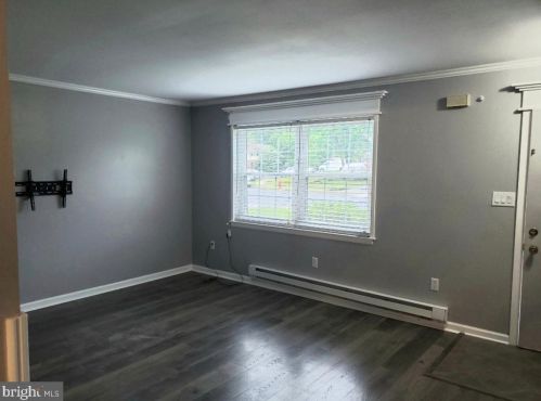 1078 Williamsburg Rd, Lancaster, PA 17603-7103
