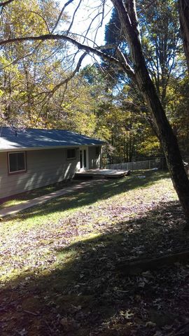 310 Buff Creek Dr, Hardy, VA 24101-4426