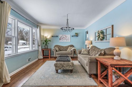 2814 Dellwood Ave, Saint Paul MN  55113-1827 exterior