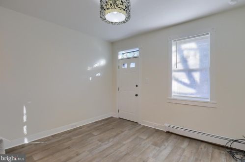 235 Walnut St, Lancaster PA  17602-2342 exterior