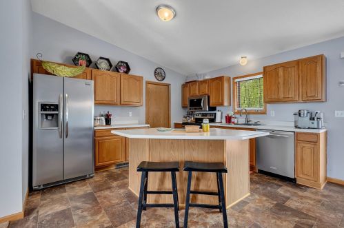 23562 Durham Ct, Eden Valley, MN 55329-9473