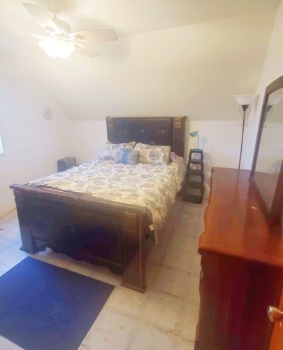 5608 Alice St, Hammond IN 46320-2025 exterior