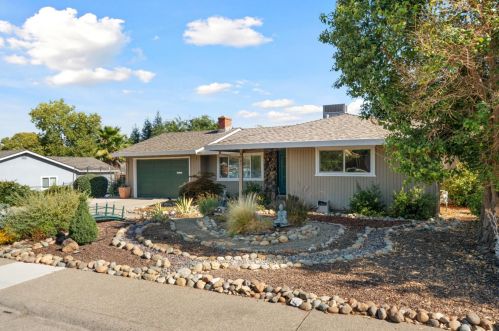 8905 Ramstad Ave, Fair Oaks, CA 95628-4034