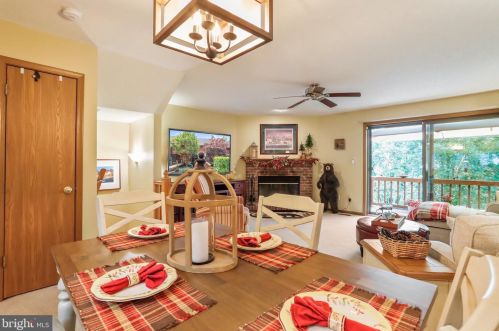 106 Tecumseh Trl, Hedgesville WV  25427-3859 exterior