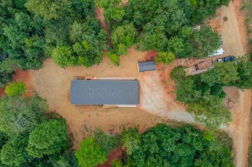 5308 Apple Valley Rd, Jefferson GA  30549-0060 exterior