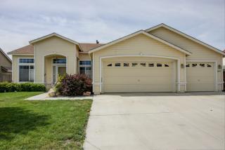 1059 Rimfield Dr, Hazen, NV 89408-8426
