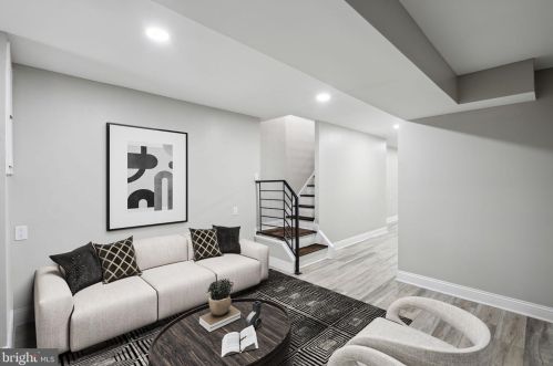 716 56th St, Philadelphia PA  19143-2508 exterior