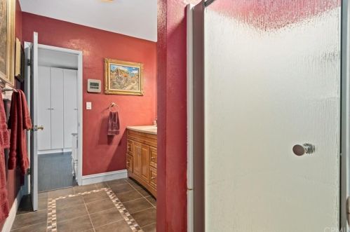 2321 Daventry Rd, Riverside CA  92506-1531 exterior