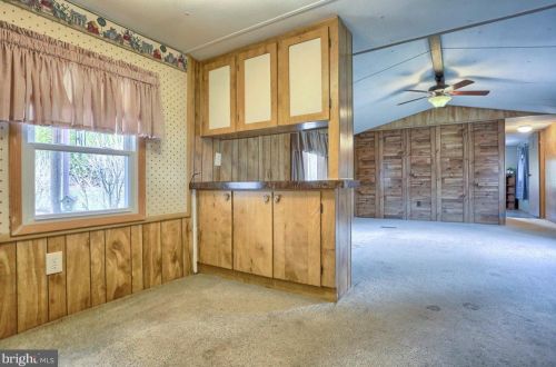 606 Spg Gdn St, Carlisle PA  17013-2526 exterior