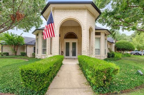 8 Velvet Ct, Midlothian, TX 76063-5450