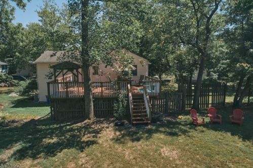 7 Stewart Ln, Flemington, NJ 08822-4630