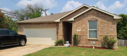 1809 Sheffield Pl, Fort Worth, TX 76112-4097